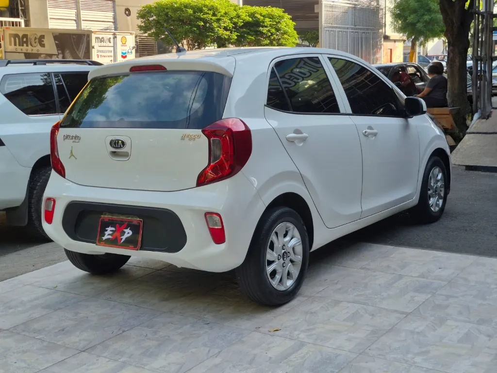 KIA PICANTO VIBRANT 2021