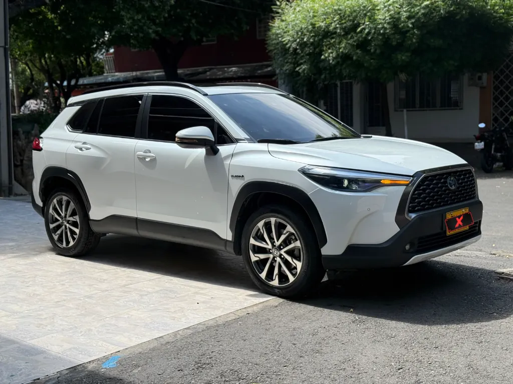 TOYOTA COROLLA CROSS SE-G HYBRID 2023
