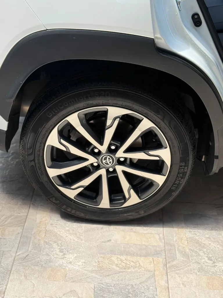 TOYOTA COROLLA CROSS SE-G HYBRID 2023