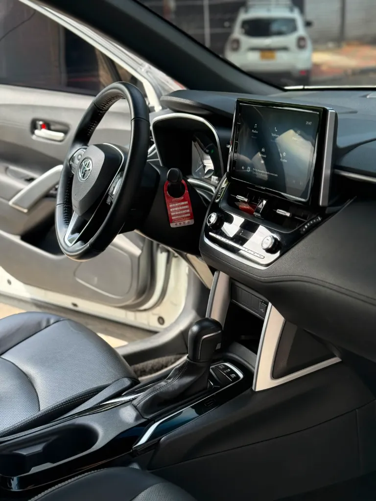 TOYOTA COROLLA CROSS SE-G HYBRID 2023