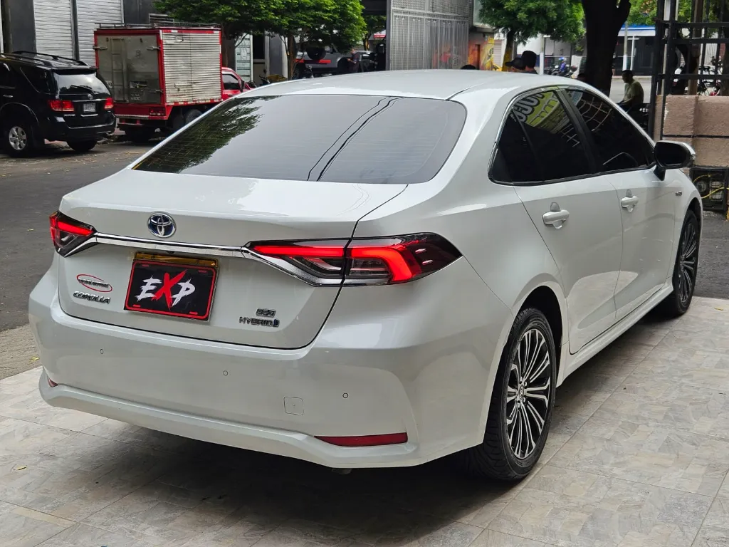TOYOTA COROLLA SEG HYBRID 2022