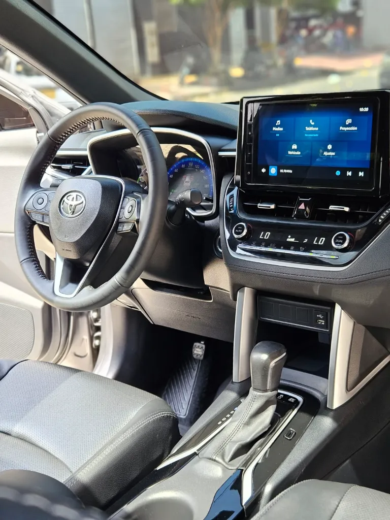 TOYOTA COROLLA CROSS SE-G HYBRID 2024