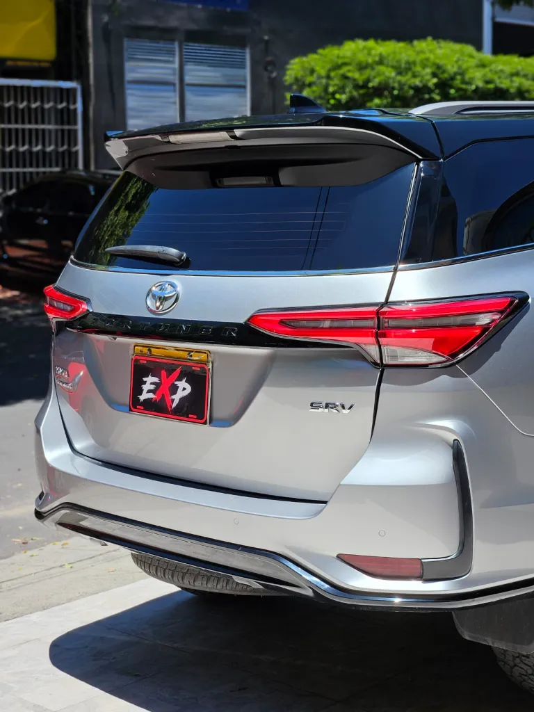 TOYOTA FORTUNER SRV DIESEL 2.8L 4X4 BLINDAJE 2 LIGERO 2024 (9).webp