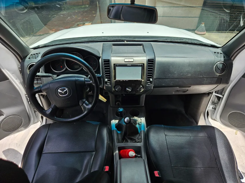 MAZDA BT50 GASOLINA 2.6L 4X4 2010 (11).webp