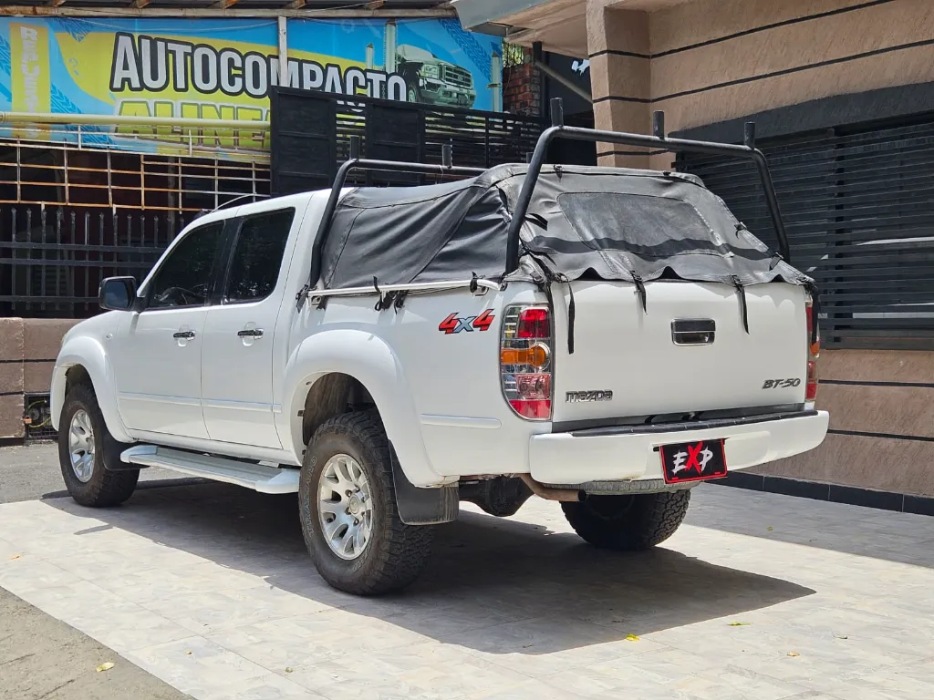 MAZDA BT-50 2010