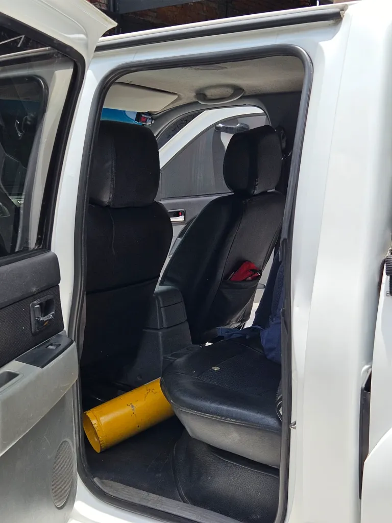 MAZDA BT50 GASOLINA 2.6L 4X4 2010 (9).webp