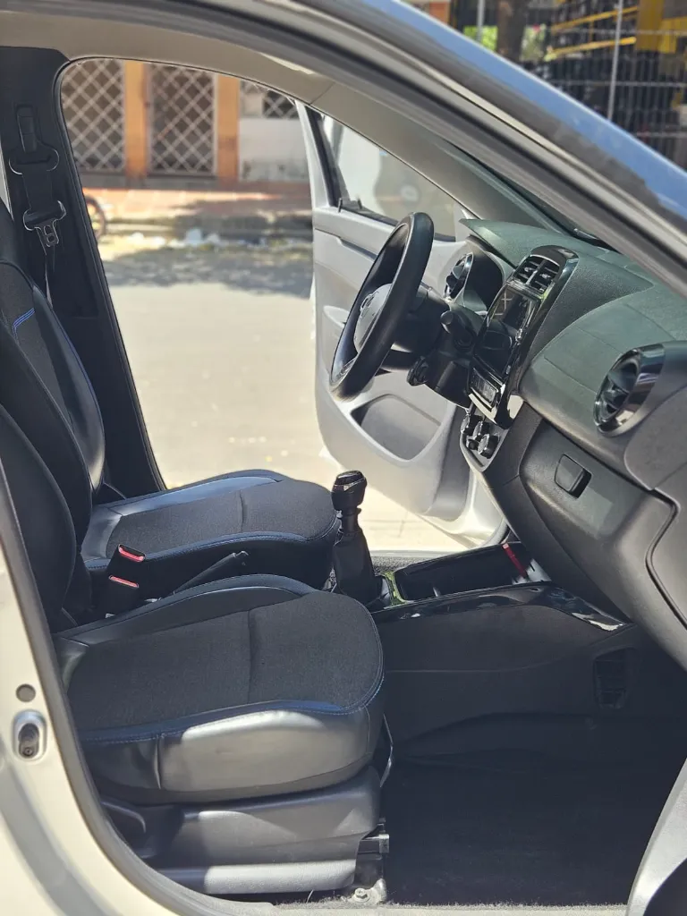RENAULT KWID ICONIC 2024