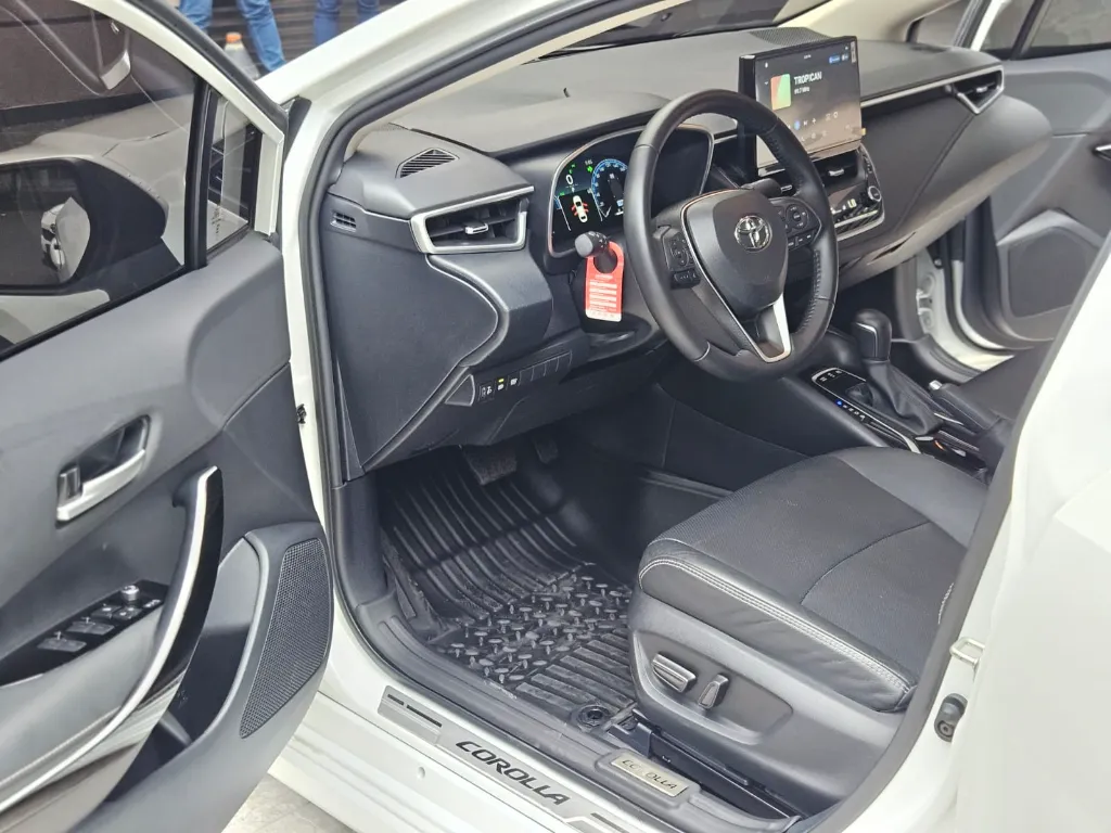 TOYOTA COROLLA SEG HEV 2026