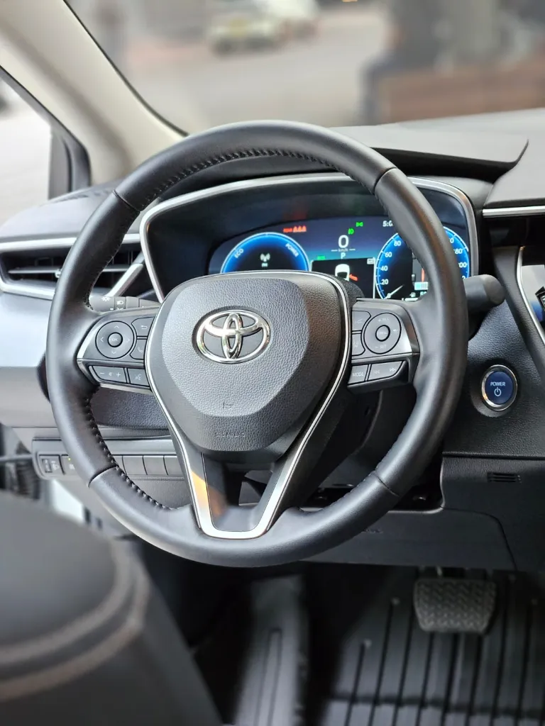 TOYOTA COROLLA SEG HEV 2026