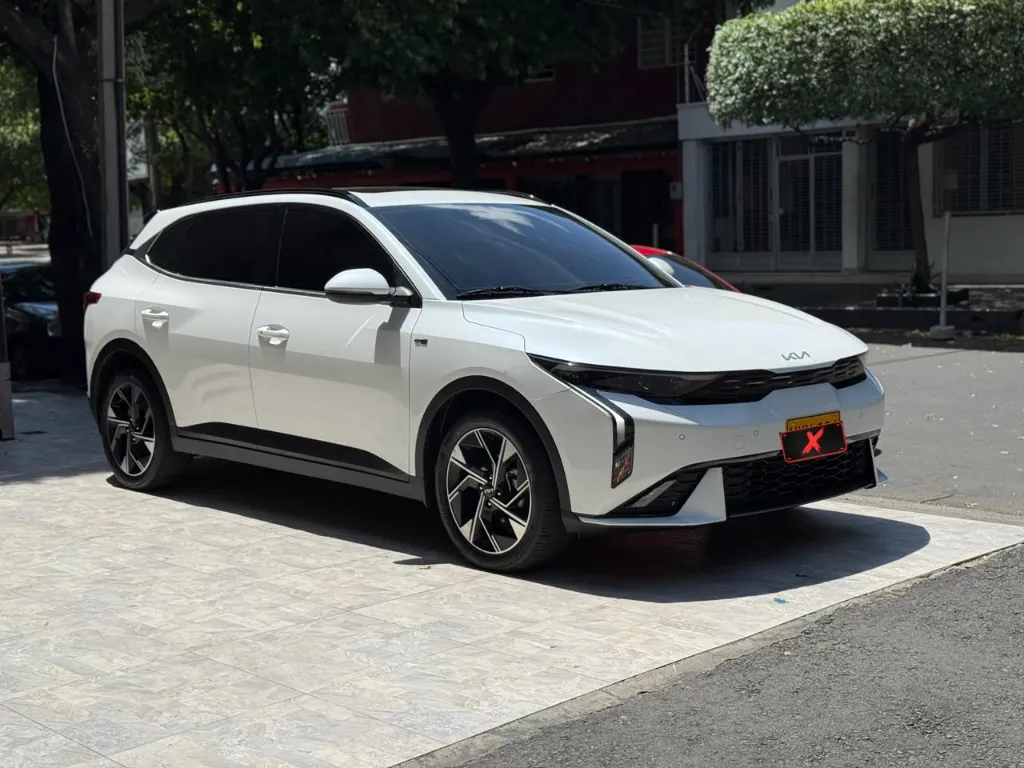 KIA K3 CROSS GT LINE 2026 (4).webp
