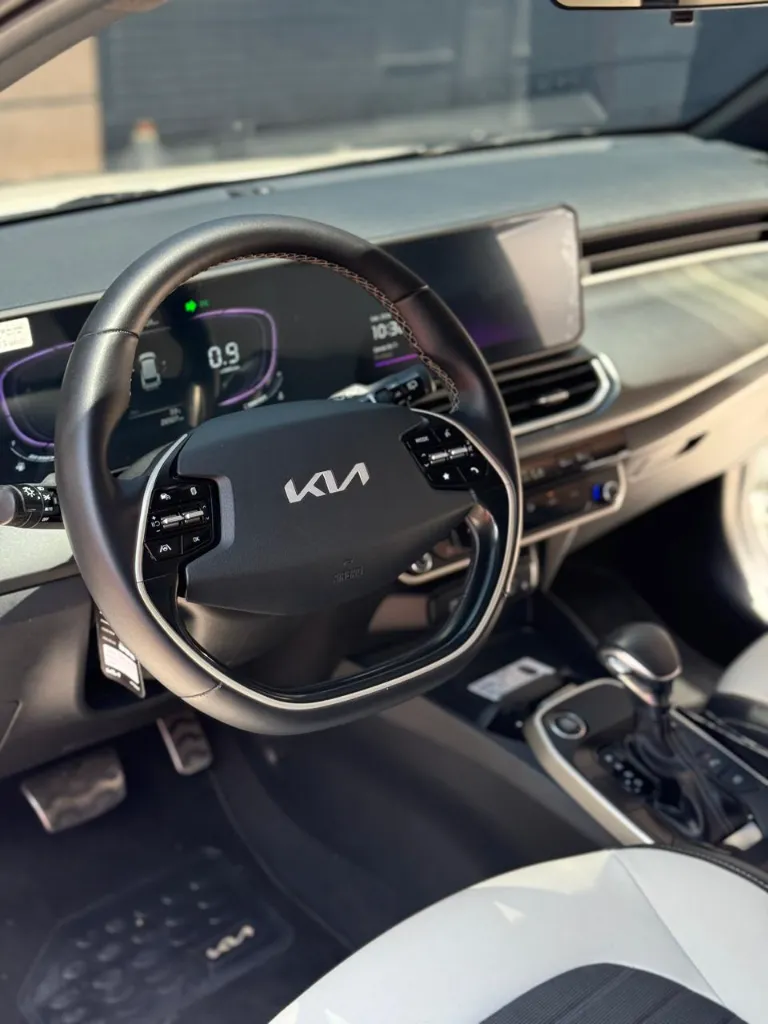KIA K3 CROSS GT LINE 2026 (11).webp
