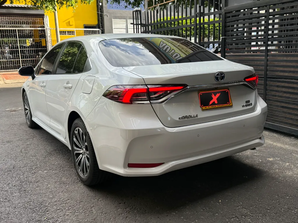 TOYOTA COROLLA SEG HYBRID 2023
