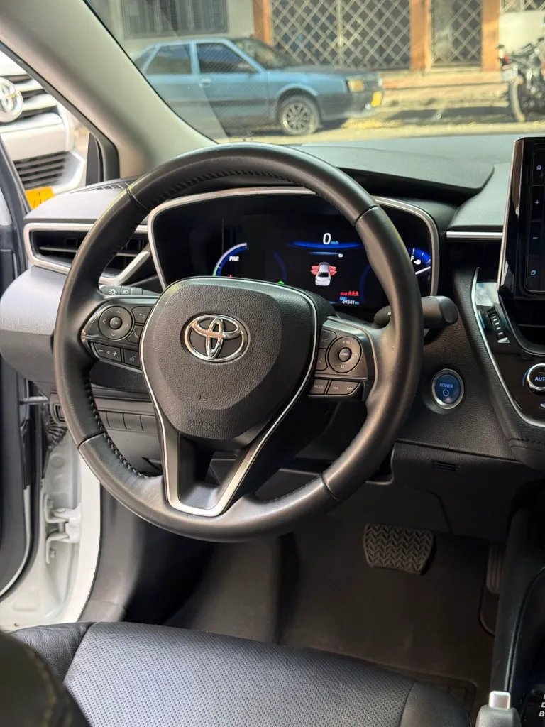 TOYOTA COROLLA SEG HYBRID 2023