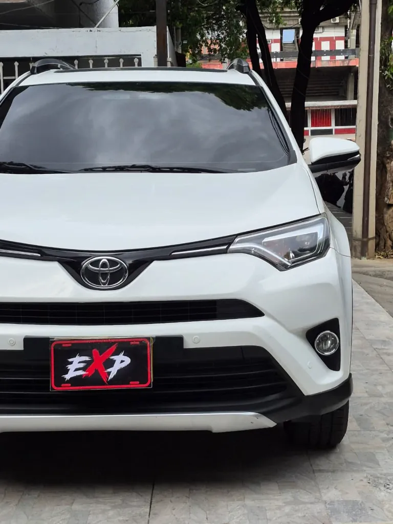 TOYOTA RAV4 STREET 2017 (8).webp
