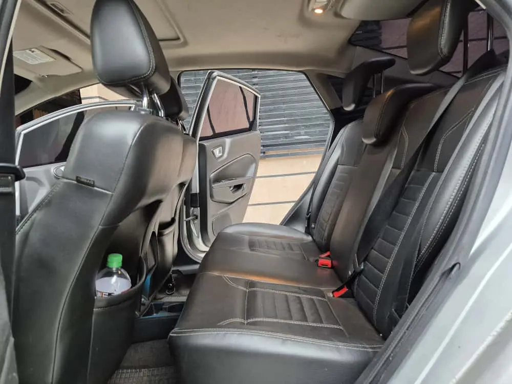 FORD FIESTA TITANIUM MECANICO 2017  (17).webp