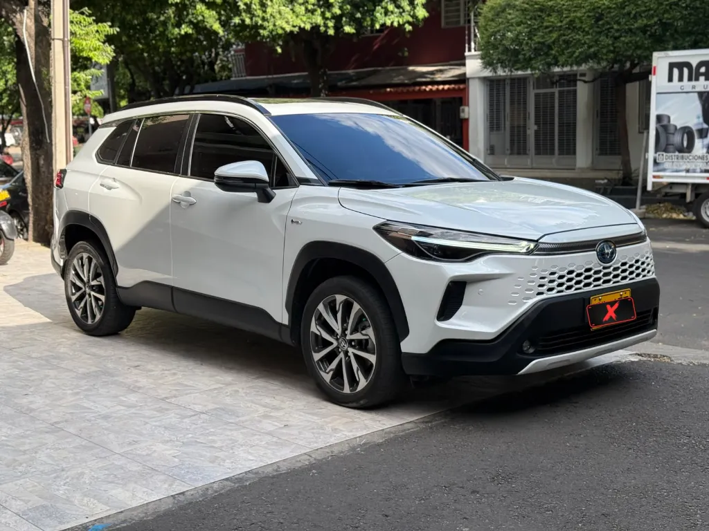TOYOTA COROLLA SE-G HYBRID 2025
