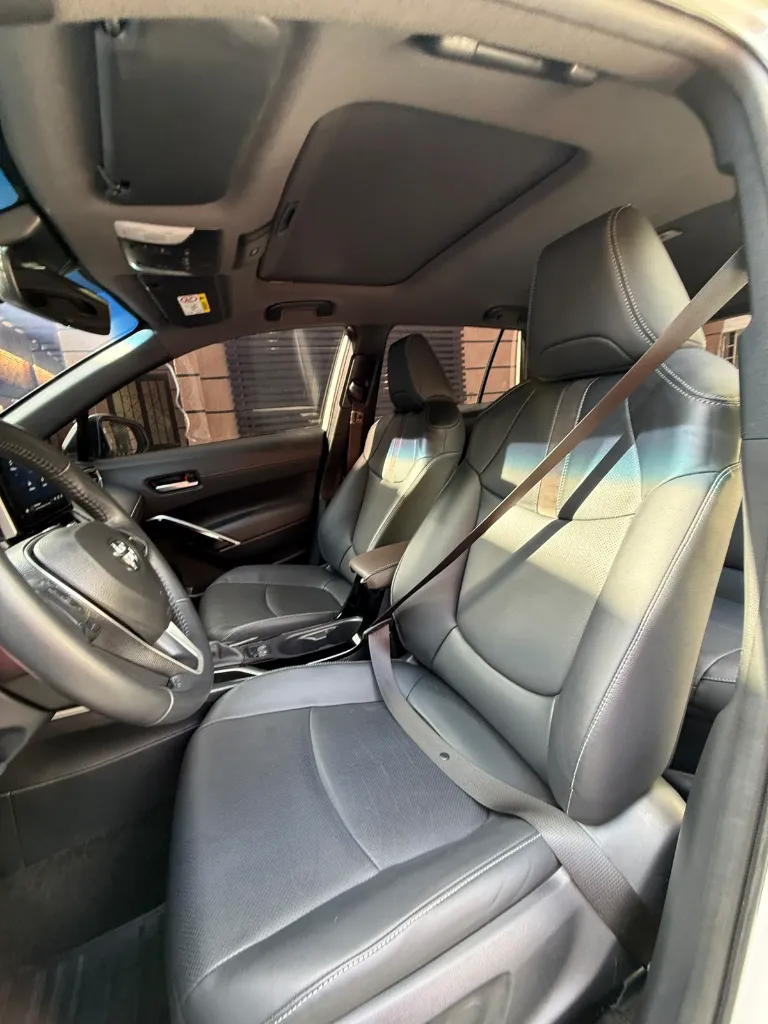 TOYOTA COROLLA SE-G HYBRID 2025