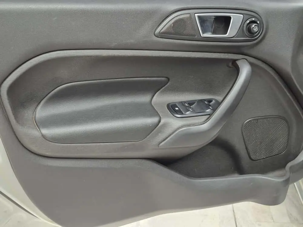 FORD FIESTA TITANIUM MECANICO 2017  (11).webp