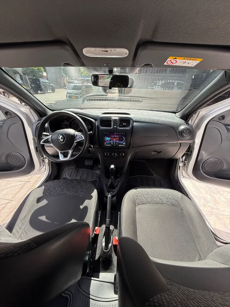 RENAULT LOGAN LIFE 16V 2022