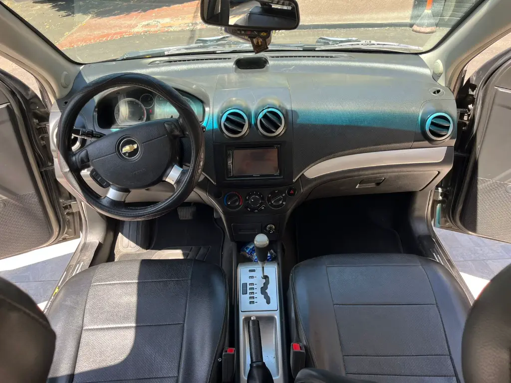CHEVROLET AVEO EMOTION AUT 2011 (8).webp