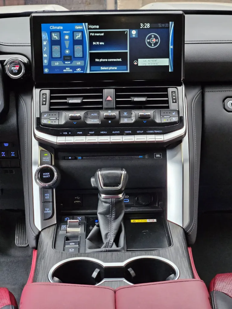 TOYOTA LAND CRUISER 300 GR 2023
