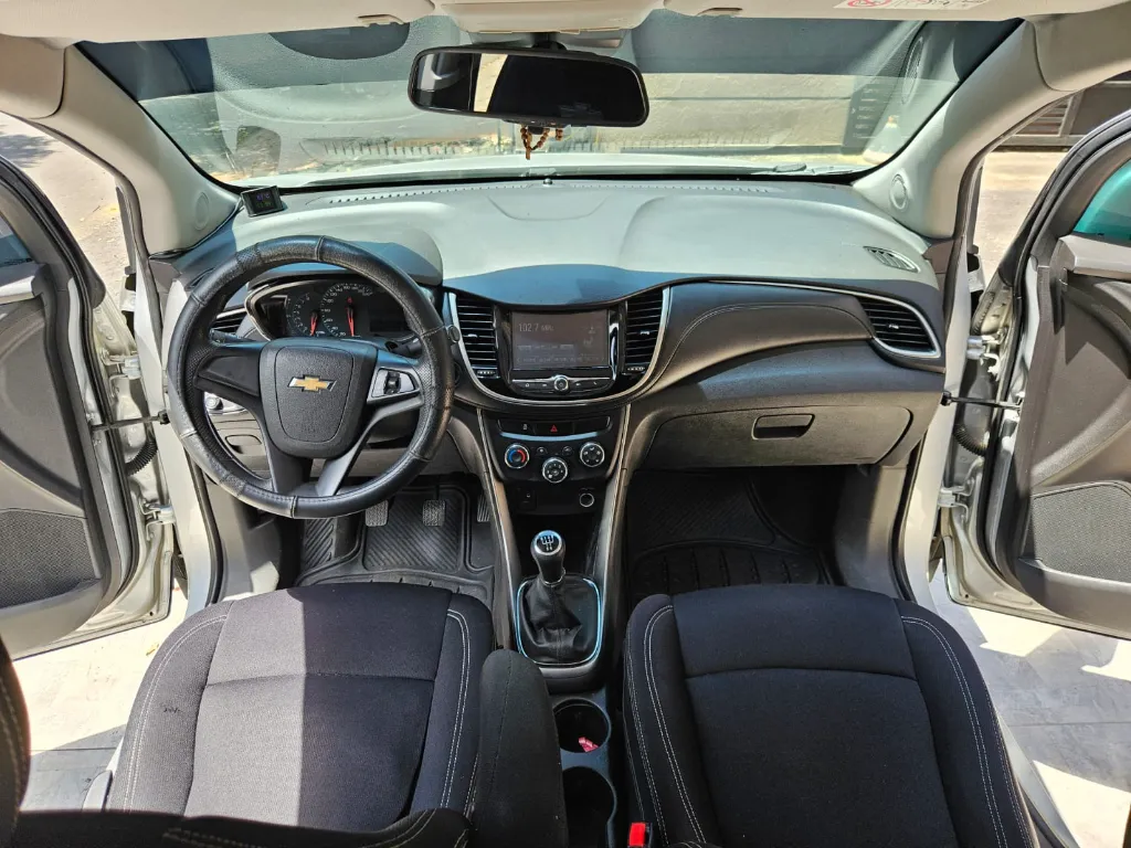 CHEVROLET TRACKER LS 2019