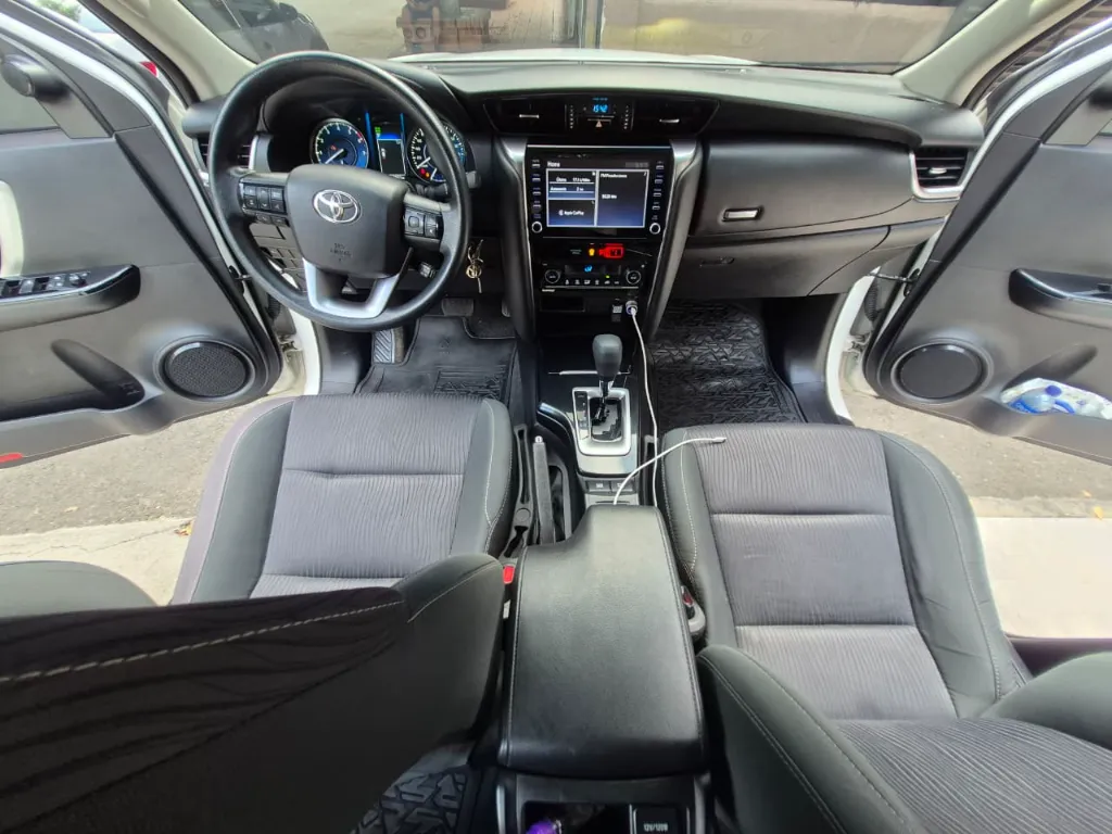 TOYOTA FORTUNER SR 4X4 2021