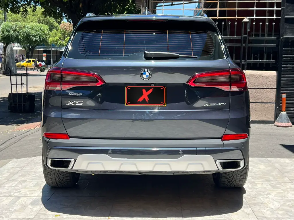 BMW X5 xDRIVE40i 3.0 2019 publicar en $185.900 (5).webp