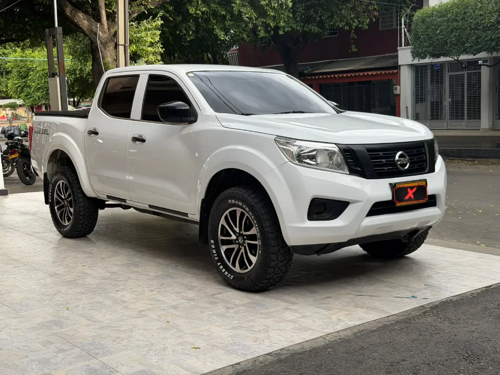 NISSAN NP300 FRONTIER 4X4 2019