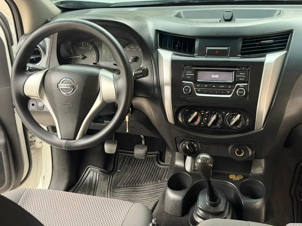 NISSAN NP300 FRONTIER 4X4 2019