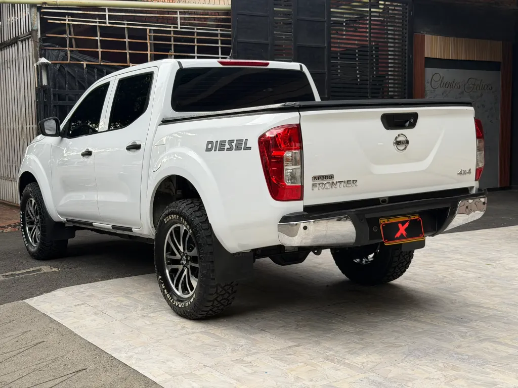NISSAN NP300 FRONTIER 4X4 2019
