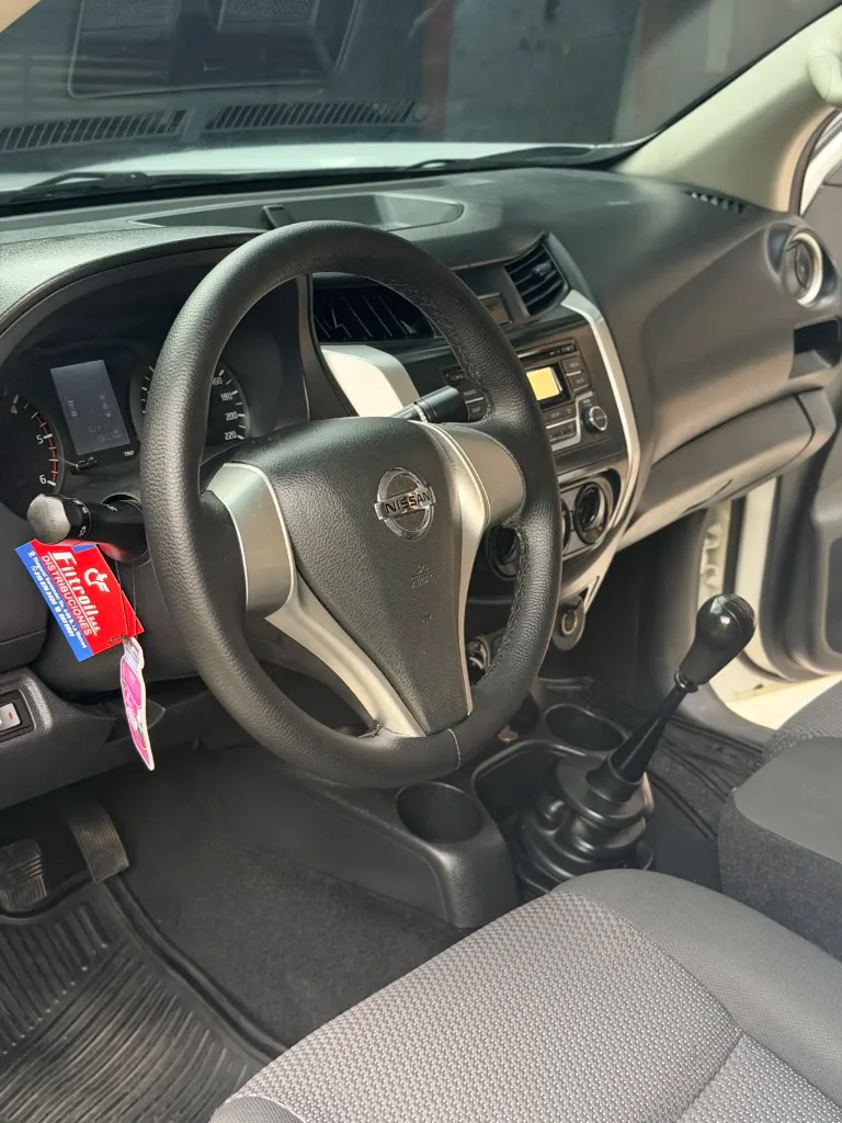 NISSAN NP300 FRONTIER 4X4 2019