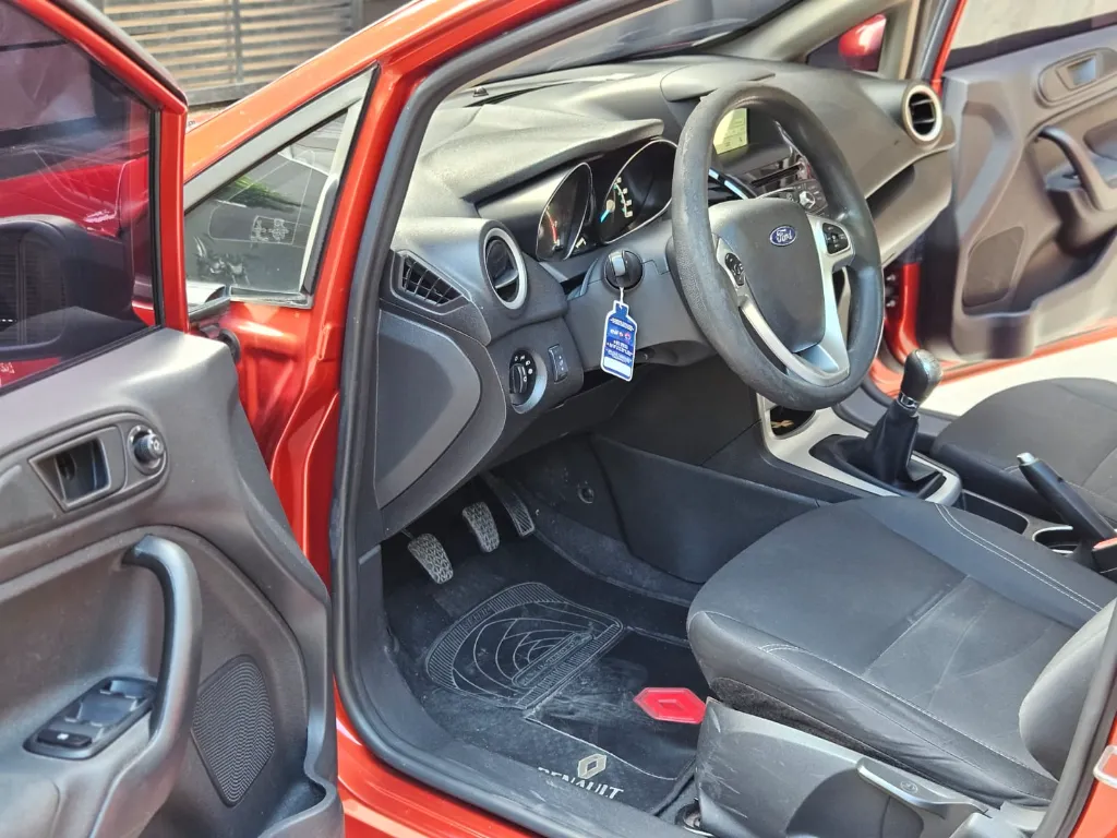 FORD FIESTA SE HATCHBACK 2018