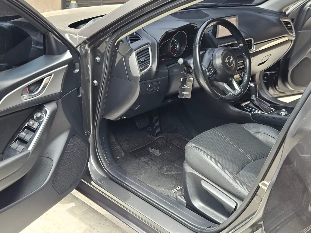 MAZDA 3 TOURING SPORT 2019