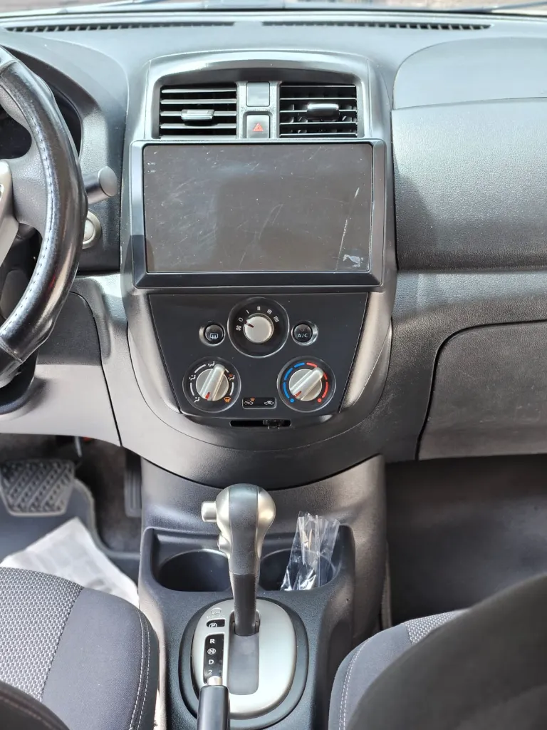 NISSAN VERSA ADVANCE 2015