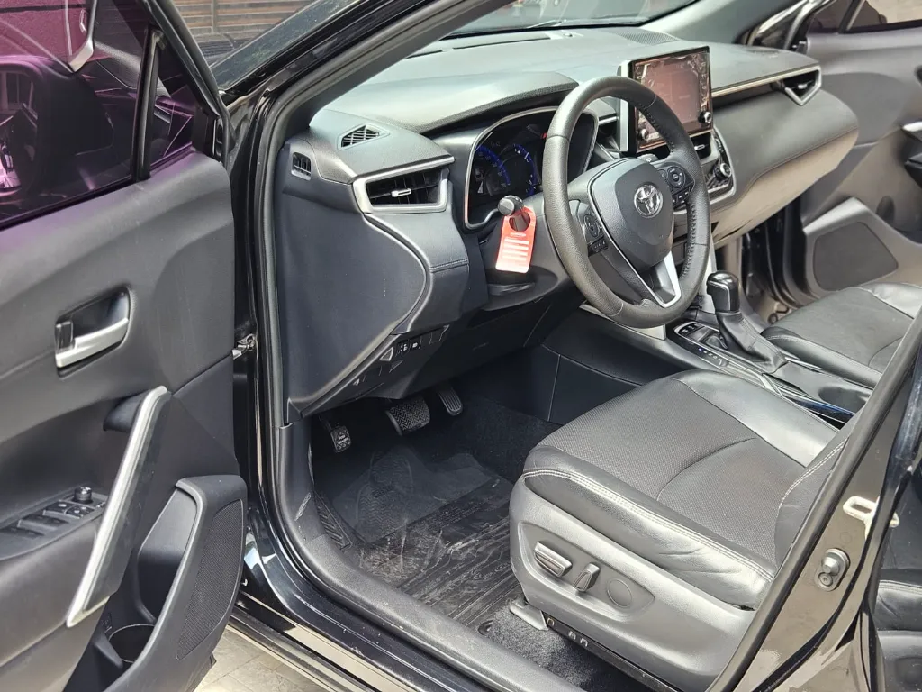 TOYOTA COROLLA SE-G HYBRID 2022