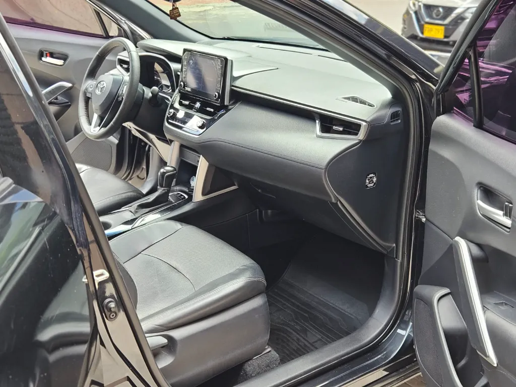 TOYOTA COROLLA SE-G HYBRID 2022