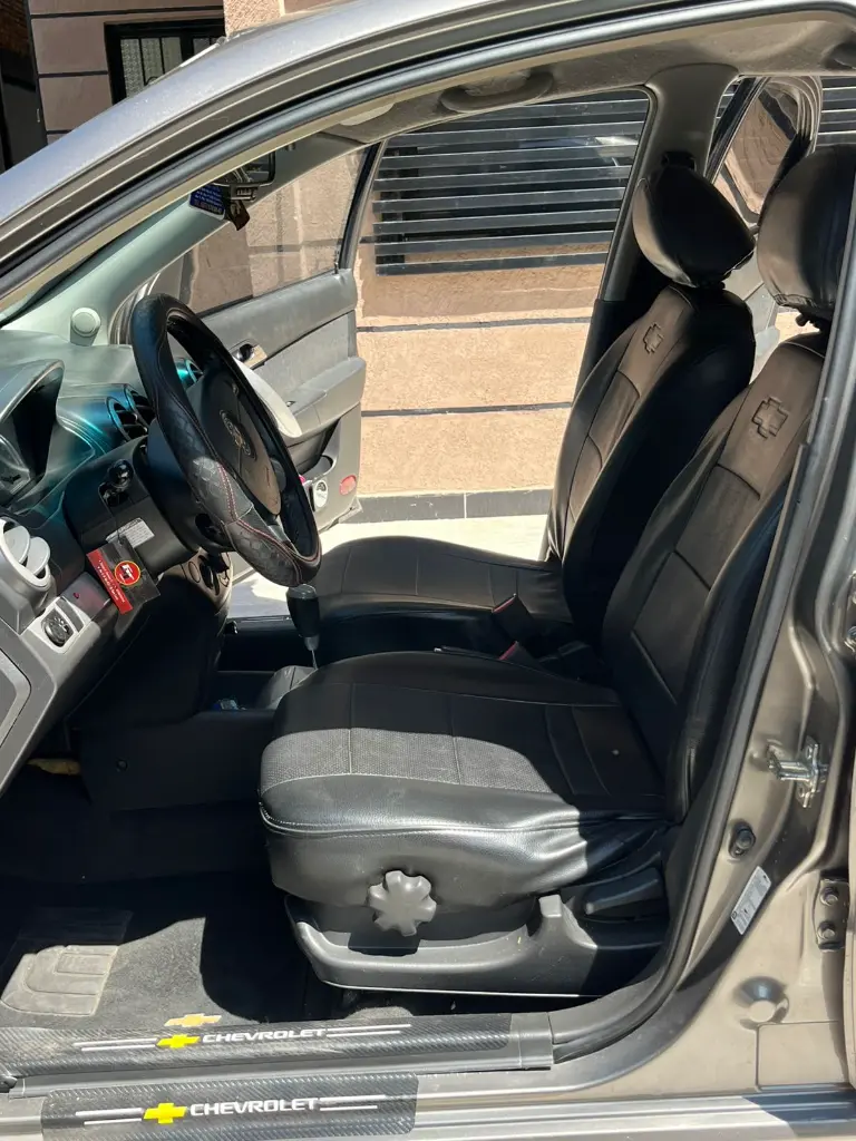 CHEVROLET AVEO EMOTION AUT 2011 (18).webp