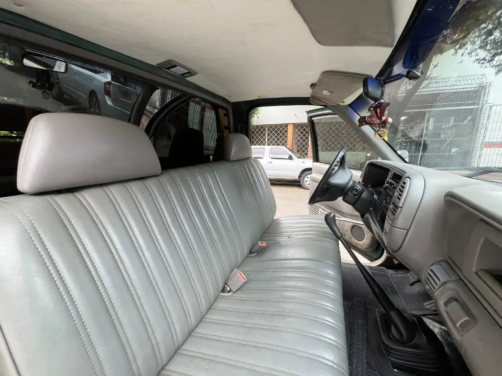CHEVROLET CHEYENNE TIPO CAMION ESTACAS 1997  (12).webp