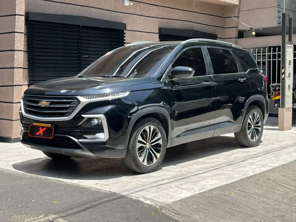 CHEVROLET CAPTIVA PREMIER 7 PUESTOS 2023 (1).webp