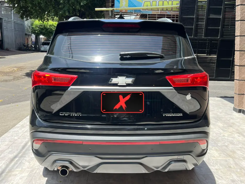 CHEVROLET CAPTIVA PREMIER 7 PUESTOS 2023 (5).webp