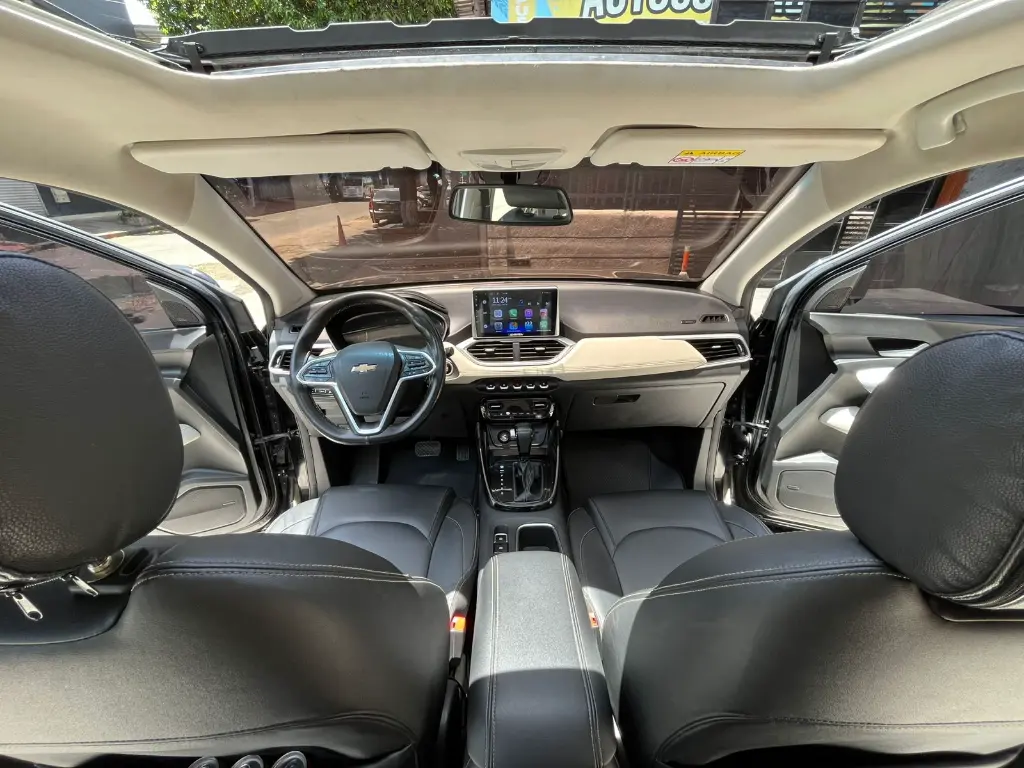 CHEVROLET CAPTIVA PREMIER 7 PUESTOS 2023 (8).webp