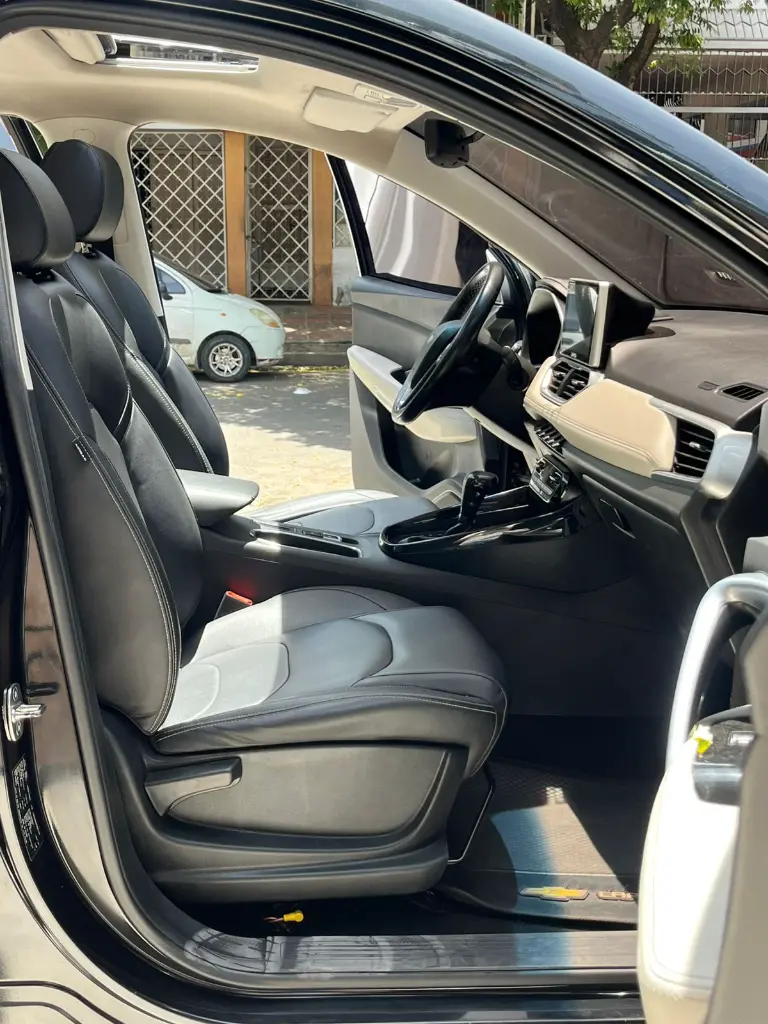 CHEVROLET CAPTIVA PREMIER 7 PUESTOS 2023 (14).webp