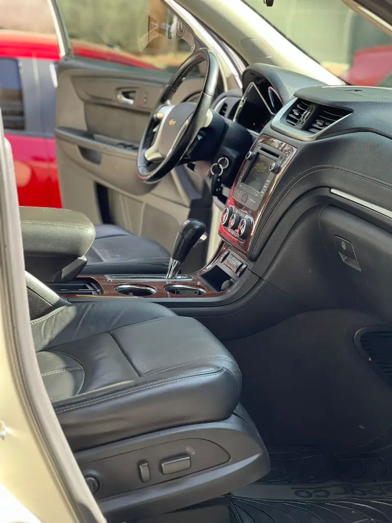 CHEVROLET TRAVERSE LT 3.6 GASOLINA 2013 (12).webp