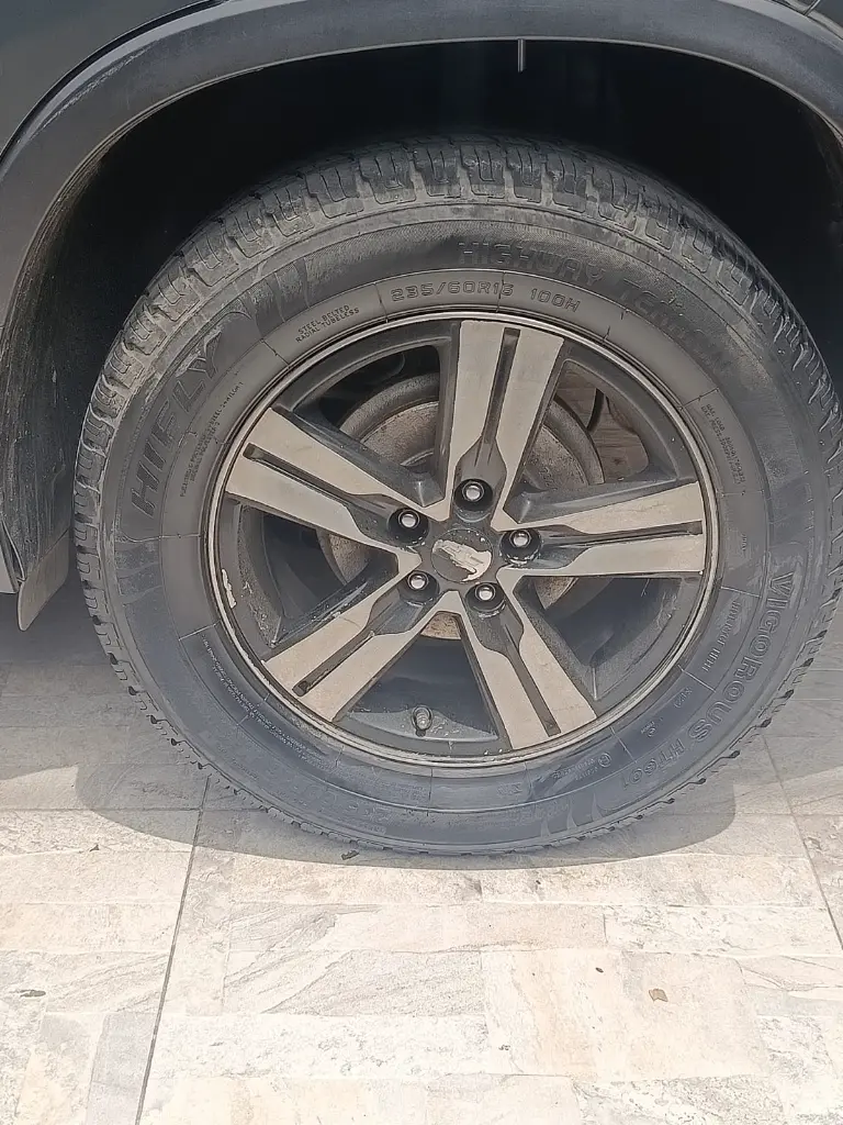 CHEVROLET TRACKER LS AT 2014   (17).webp