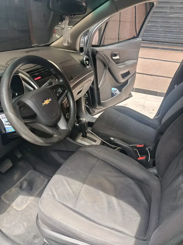 CHEVROLET TRACKER LS AT 2014   (10).webp