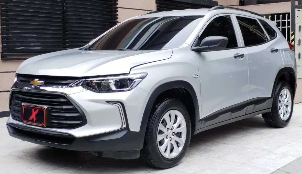 CHEVROLET TRACKER TURBO LS MT 2022 (16).webp