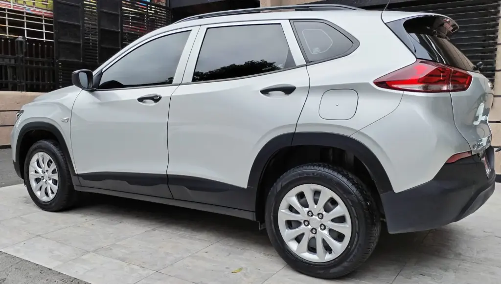 CHEVROLET TRACKER TURBO LS MT 2022 (24).webp