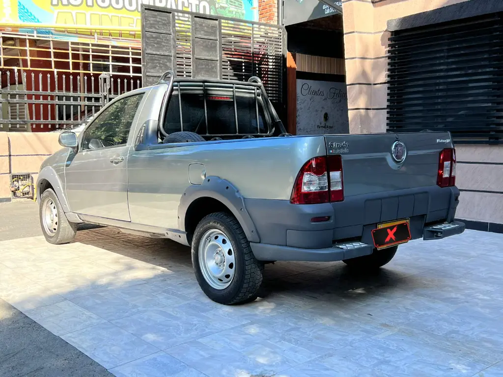 FIAT STRADA WORKING 1.4 MT 2018  (4).webp