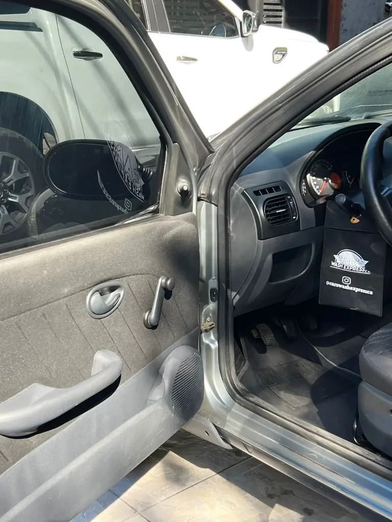 FIAT STRADA WORKING 1.4 MT 2018  (19).webp